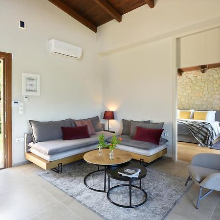 Amfikleia Chalet By Relax In Greece Εξωτερικό φωτογραφία